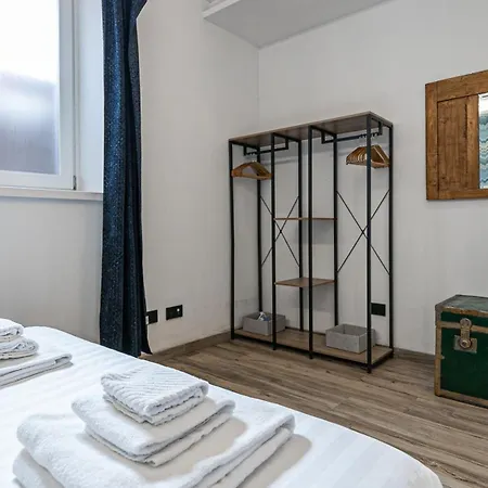 Appartement Italianway Easy - Andrea Del Sarto 32 Milaan